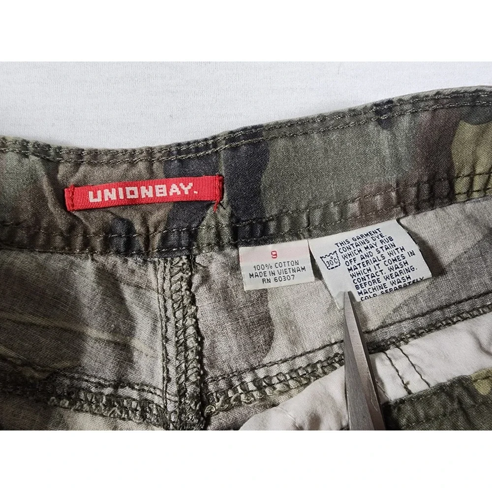 Vintage Unionbay Camo Cargo Shorts Y2k Womens 9 Green Camouflage Drawstring 90s - Picture 5 of 7